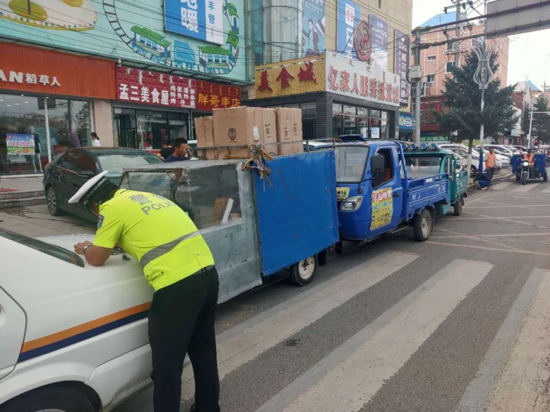 乱放|创城在行动:霍市交警开展电动车乱停乱放集中整治行动