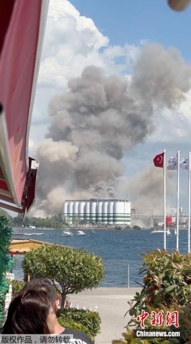 土耳其西北部港口突发爆炸 至少12人受伤