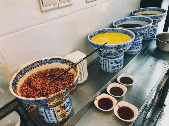  家包子|西安这家传了四代人的包子，每一笼出锅都要抢！