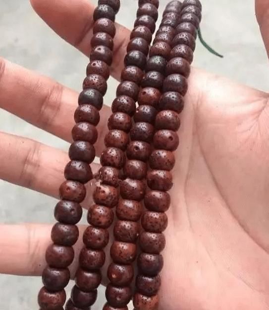  值钱|老星月菩提手串真的很值钱吗？和新料价格相差百倍，成交量说明了一切