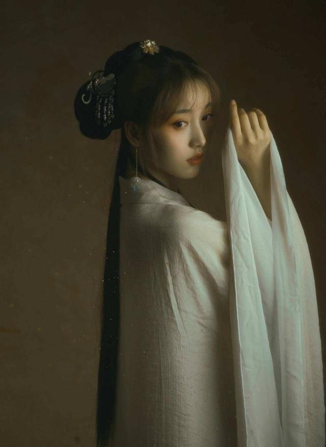  总决赛|创造营总决赛，因伤退赛姜贞羽却成为了全场焦点，令人心疼