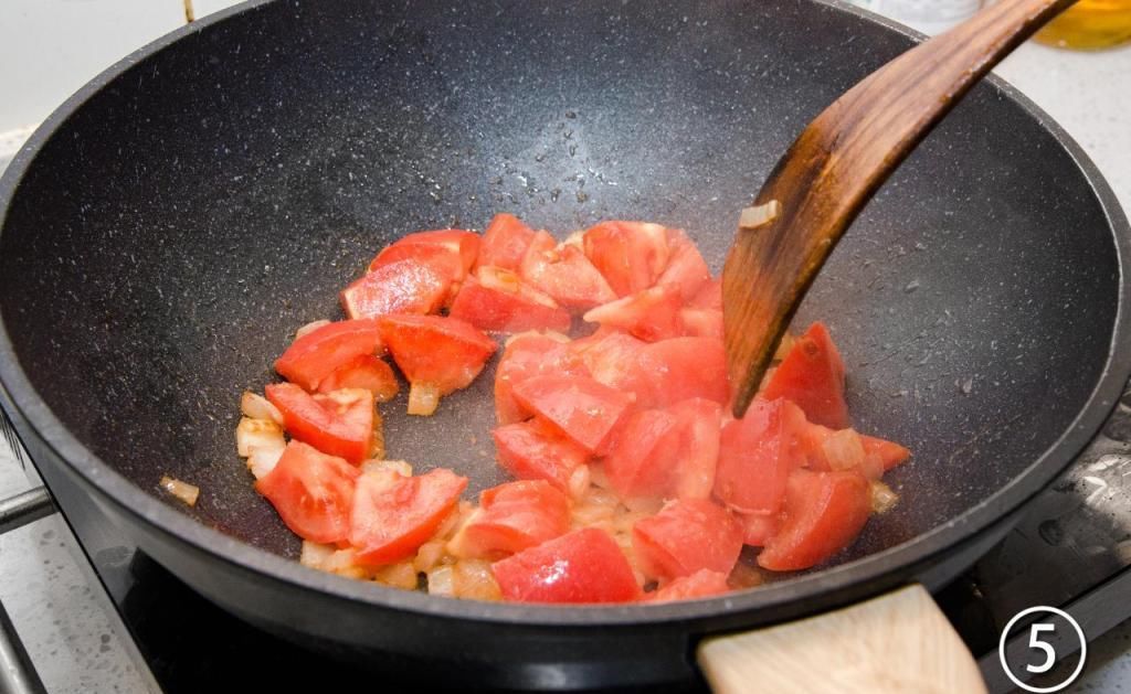  鸡胸肉|红烩鸡肉丸，让减肥不再食而无味，好吃又减脂