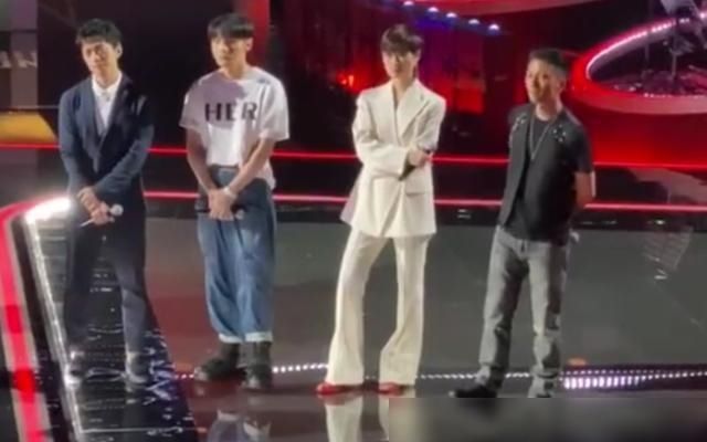  看好|2020《中国好声音》四位导师齐聚舞台，李宇春被三位导师看好