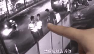  反手|民警热心帮老人推车，然后反手送上了一副手铐？