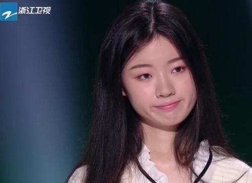  李健导师|《好声音》18岁单依纯加入李健战队后，她会成为第二个邢晗铭吗？