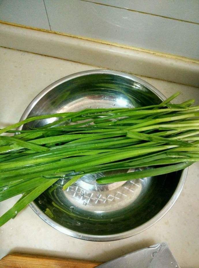  脸色|补血吃阿胶，不如吃此菜，隔天炒一盘，补血补铁，脸色越来越红润