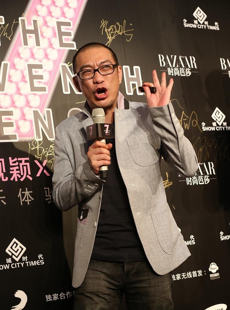 恋爱|15岁上大学,19岁月入10万,谈个恋爱谈成编剧,曾吸毒如今消失?