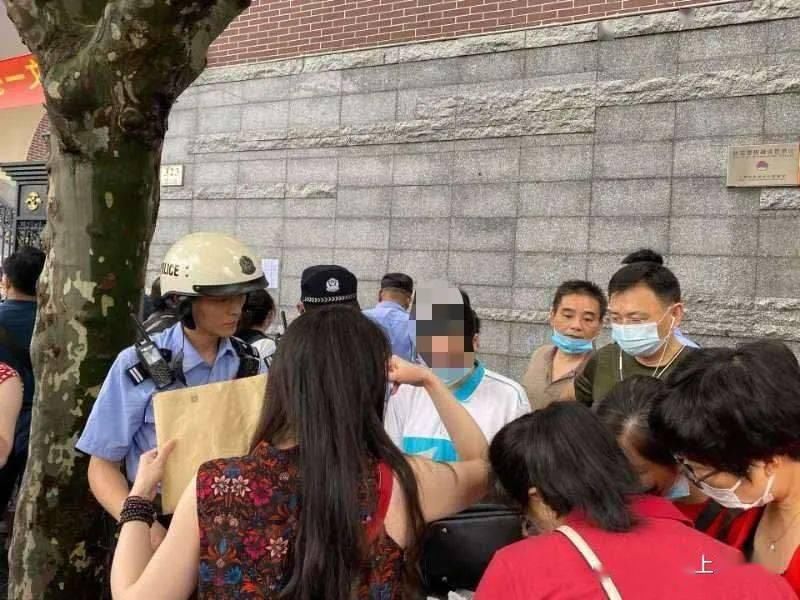  地方|着急！考生又忘带证？......直到他们看了这个地方