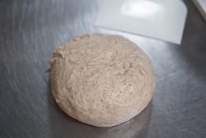  全麦|黑麦全麦香肠面包 100%全麦30%黑麦 无油无蛋无奶