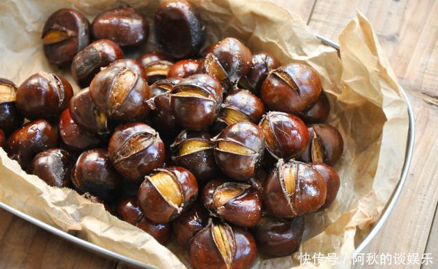 炒栗子|秋天三大宝之糖炒栗子,栗子按照这种方法烤,软糯不苦好剥皮!