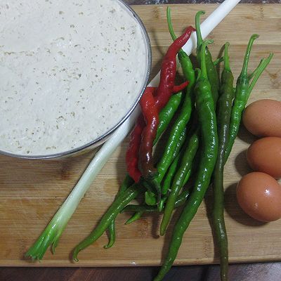  面团|锅盔夹秦椒炒鸡蛋