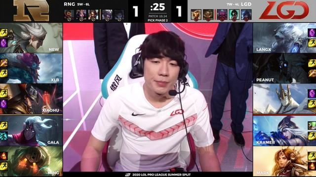  小虎|香锅解说RNG打LGD，气得开骂小龙堡和New：小虎不怂排LPL前三
