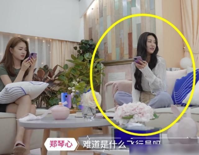  到来|《心动的信号3》男4到来，女3难掩喜悦，得知他“双重身份”心塞