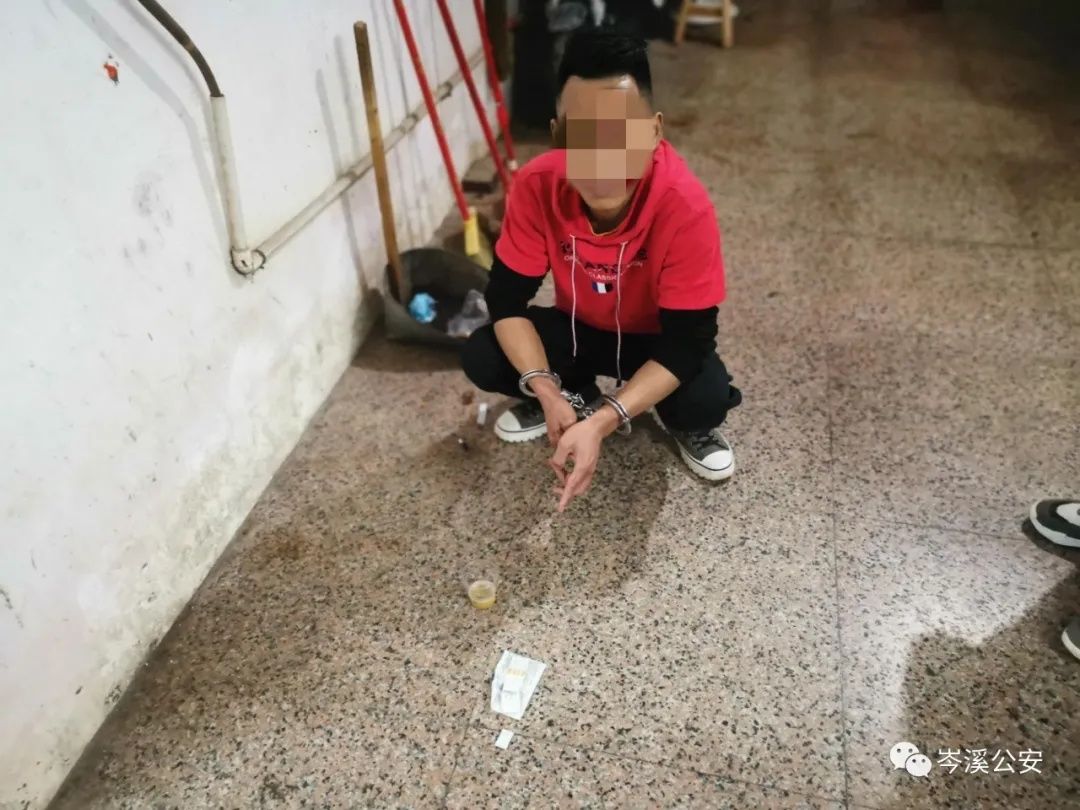 性命|打工女孩坐顺风车返乡却遭遇惊魂时刻，途中司机心生歹意逼她喝下农药！差点丢了性命