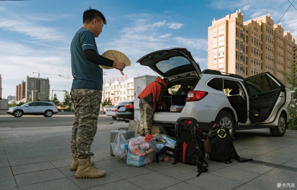 风雨雷电|贝子庙+中蒙边境+草原露营 乌珠穆沁 风雨雷电绿浪秘境行路书