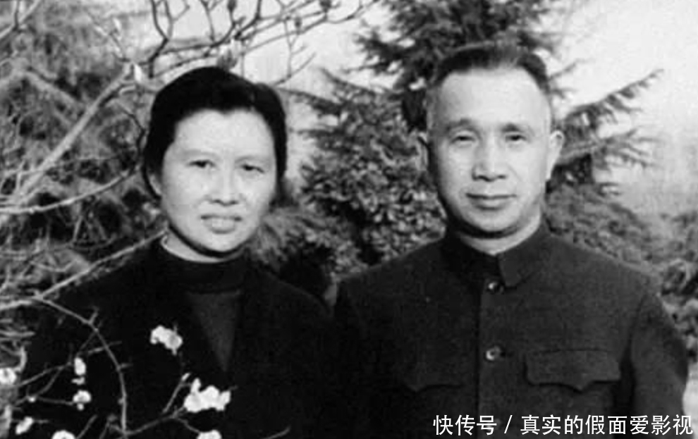 碎片|1948年,粟裕大将写了一封情书,为何被20岁女教导员撕成碎片