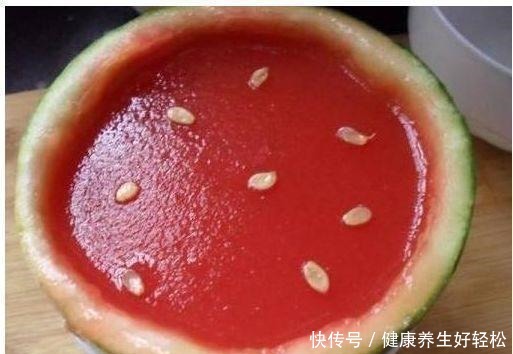 水果|老婆用西瓜做果冻,上班前西瓜水,下班回家切开“乐坏了”
