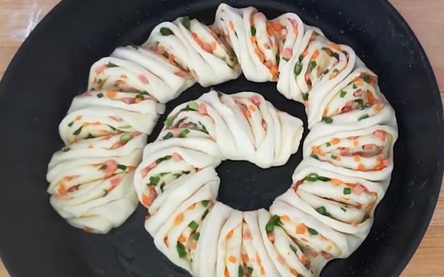 饺子|花卷创新做法:有菜有肉,口感丰富,比包子简单,比饺子还香