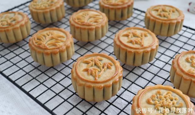 少许|月饼中的“小王牌”,「广式豆沙月饼」