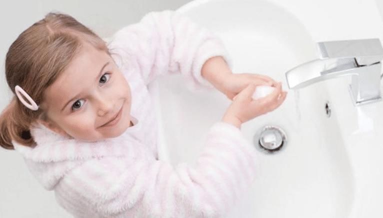  忽略|一家五口“铅中毒”，这些隐藏在孩子身边的大隐患，经常被人忽略