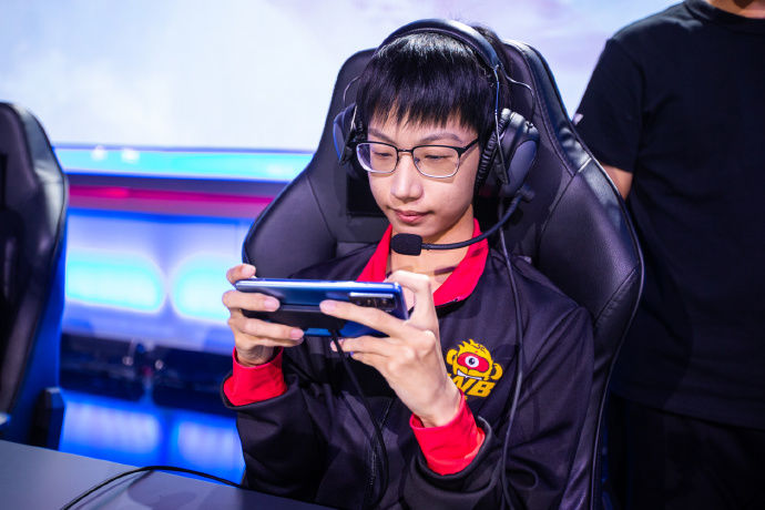  王者|王者荣耀：WB.TS教练指挥失当，惨败于ＡＧ超玩会！理由有三