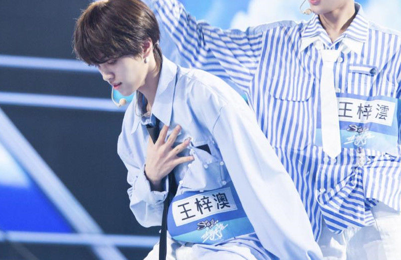  首演|《少年之名》首演燃炸舞台？张PD再次上线！有望成《偶练》2.0？