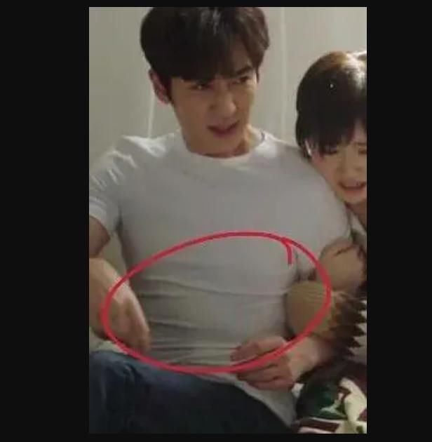 看起来|当流量男明星也太容易了?《亲爱的自己》朱一龙赘肉多有点“肥”