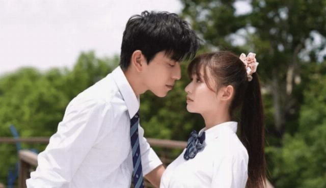  约定|约定你未娶我未嫁就在一起的明星，有一对已实现诺言，今生活幸福