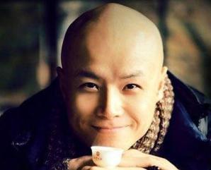 身败名裂|曾是金牌主持人,后身败名裂退出荧屏的乐嘉,现今如何