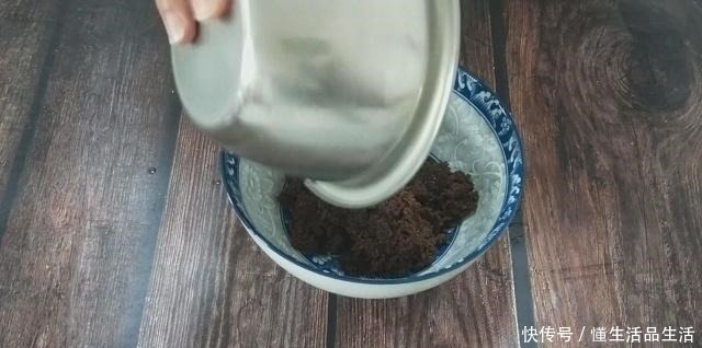 红糖发糕|发糕最简单做法,手不沾面,掌握2个关键点,蓬松暄软,不塌不缩