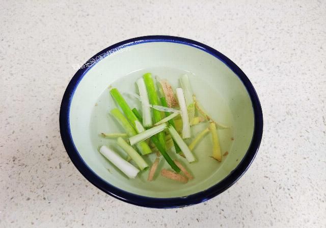  除湿|三伏天最该喝的汤就是这，可以帮助消暑和除湿，记得千万别去皮