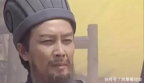 诸葛亮|此人深得刘备赏识庞统称赞,诸葛亮却用8个字否定了他