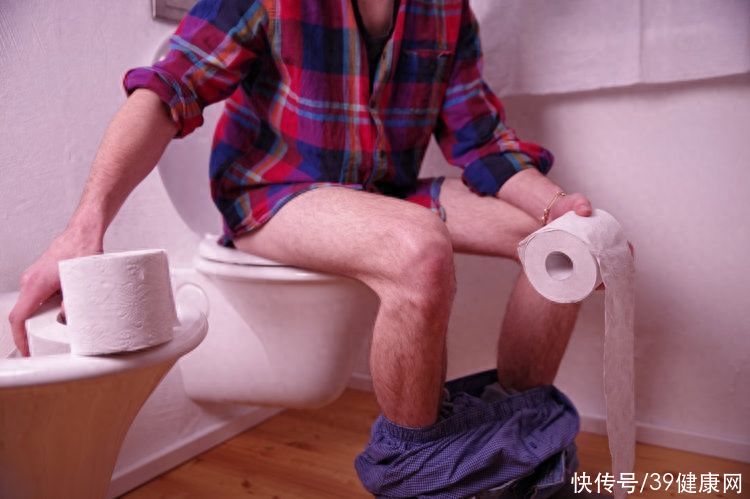 90%的胃癌发病前五年有什么现象(全球一半胃癌在中国？医生提醒：身体出现5种变化，或是胃癌信号)