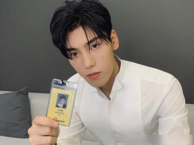  年后|《偶像练习生》成团2年后，蔡徐坤、王子异成一线，他俩却发展差