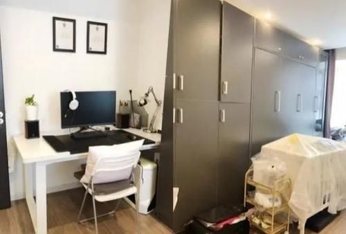  我家|我家卧室不做衣柜，这样隔出“衣帽间”！美观实用，绝了