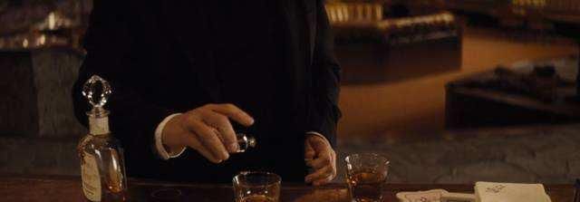 救起|出门在外要小心,女孩遭熟人下药,还好被店员救起