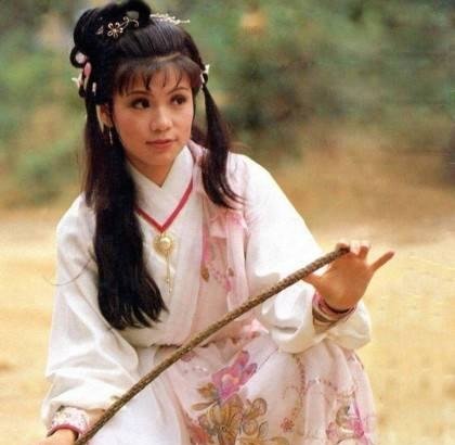  认可|翁美玲自杀背后：不被亲人认可，多次为爱自杀，26岁香消玉殒