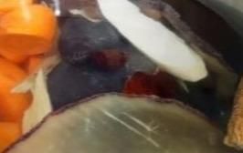  推荐|煲汤食材怎么搭配？夏日炎炎，推荐4款不同体质饮用的养生汤