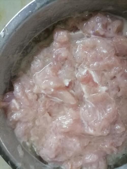 停不下|下饭菜,青椒豆豉炒瘦肉,搭配豆豉,齿齿生香好吃的停不下筷子