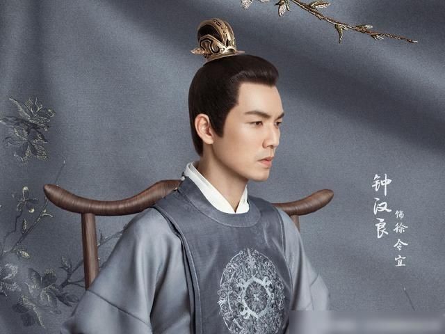  大龄|两个大龄男演员，一个44岁演了谭松韵的爸爸，一个46岁演了男朋友