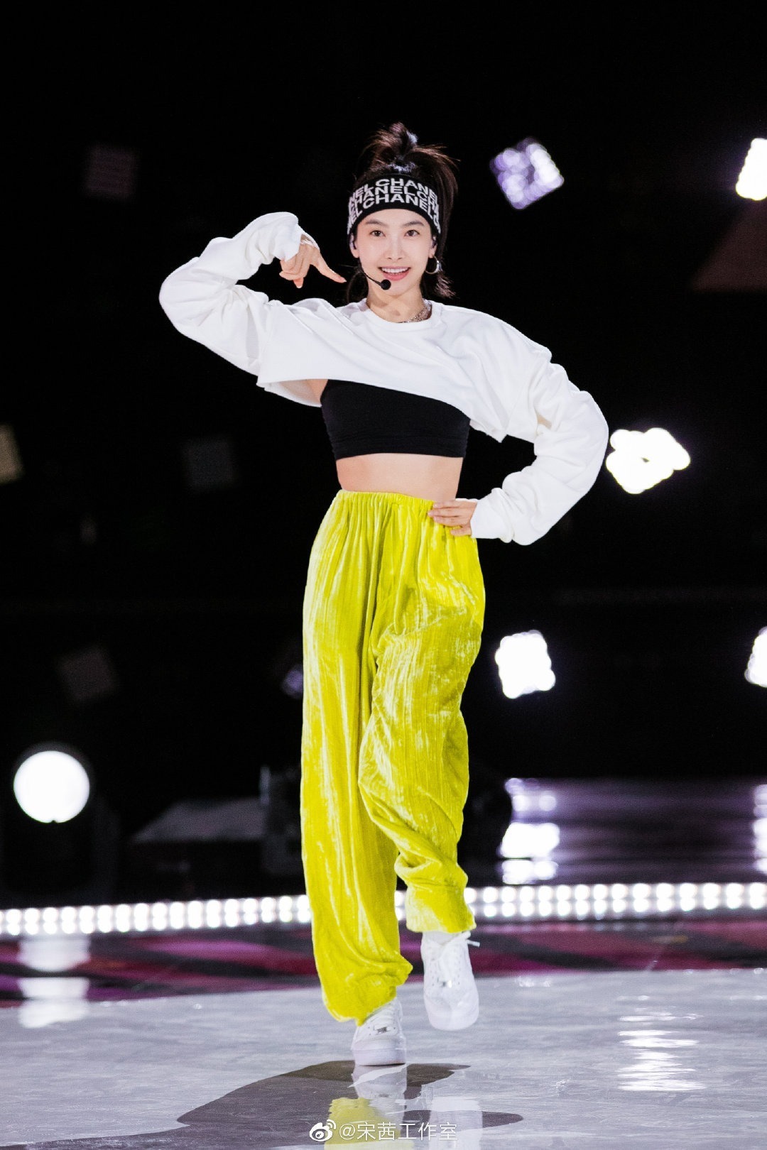 状态|女明星转型宋导师,宋茜唱跳再现女团范,状态吊打20岁的她了吧