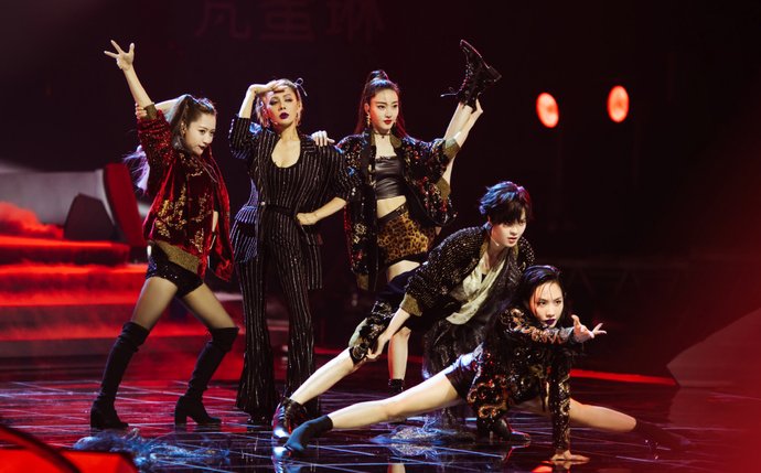  三公|《浪姐》三公之后，对白冰的认知又提升，声音比黄龄还要媚