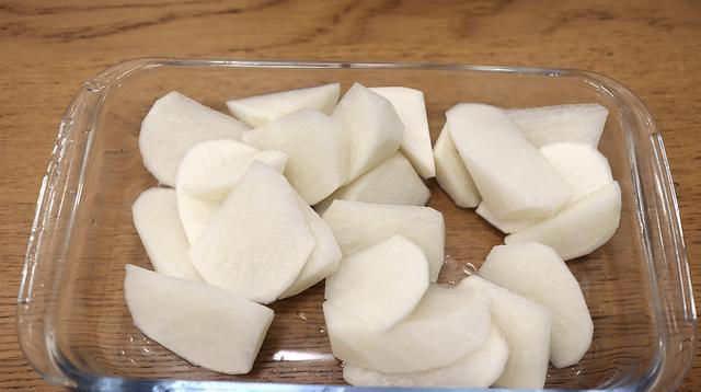  白萝卜|适合三伏天的2道爽口汤，自带鲜甜，除了盐，其它调料都是多余的