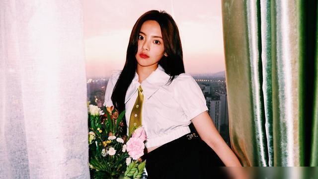  影视作品|演员杨超越，青春美少女，期待她更多的影视作品，来看美照