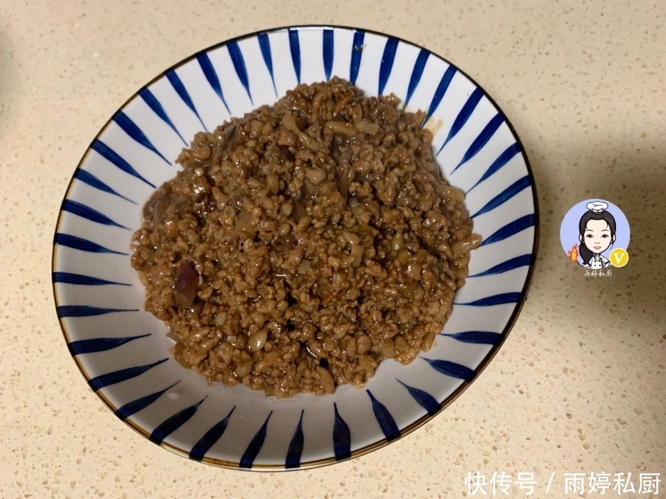 芹菜|秋天吃饺子,韭菜芹菜都不如这个馅,2块钱一把,鲜香味美特好吃