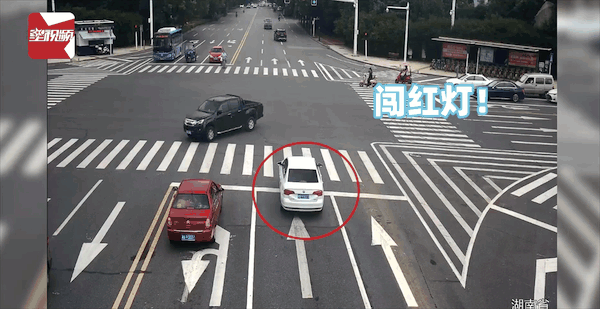  报警|司机报警求闯红灯，连声说“没办法了”！背后原因感人