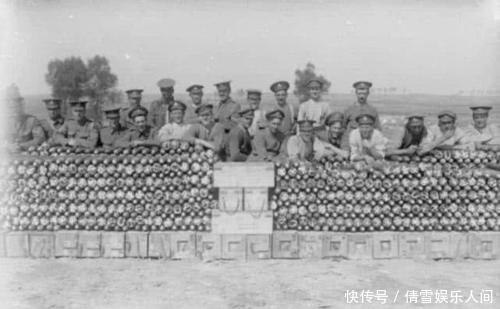 炮弹|见证曾经英国工业实力,1916年的英军后勤基地,炮弹堆积成山