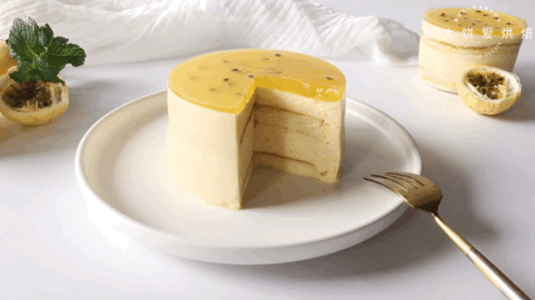 冰凉|炎热夏天解暑的小蛋糕,百香果芒果慕斯,冰凉香甜入口即化