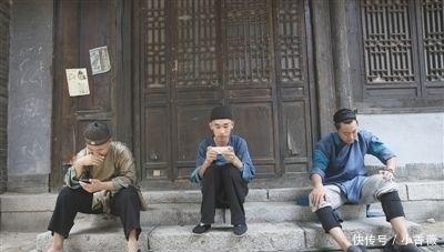  影视拍摄|横店20万临时演员现状：光棍的世界，懒汉的天堂，疯子的乐园