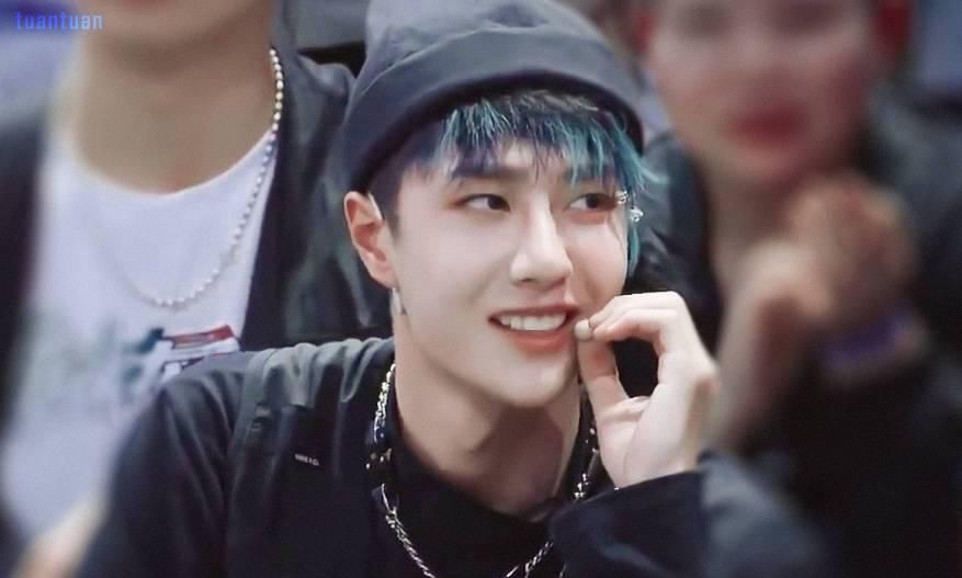 博式|粉丝用王一博的“博式新词”,喊话乐华娱乐要作为,硬气点